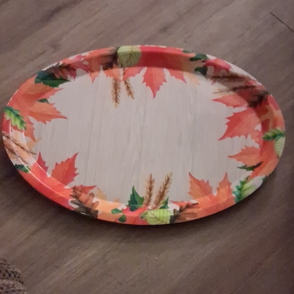 Green Briar International Other - Perfect For The Holidays. Autumn Leaf Serving Tray 13" W X 18.5" L